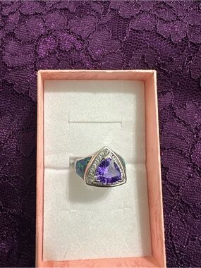 Elegant vintage sterling Silver 925 and Purple Women's Ring size 7 3/4